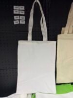 ⁦حقيبة توت باج A3 (ابيض)⁩ - الصورة ⁦3⁩